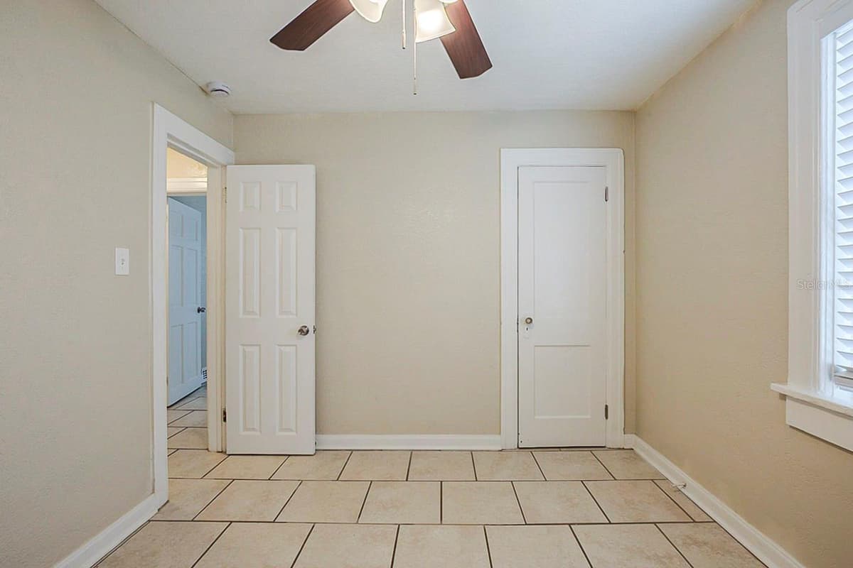 2011 10TH STREET — photo 17 of 26