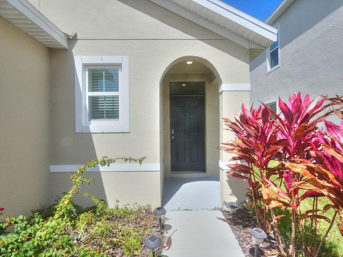 17014 OVAL RUM DRIVE — photo 2 of 30
