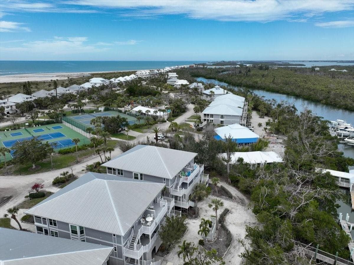 7237 RUM BAY DRIVE — photo 34 of 64