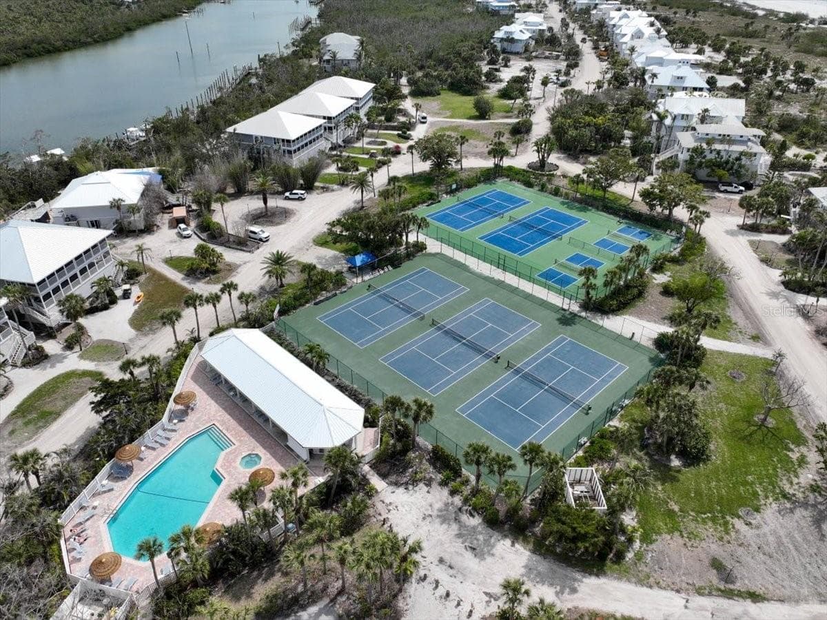 7237 RUM BAY DRIVE — photo 47 of 64