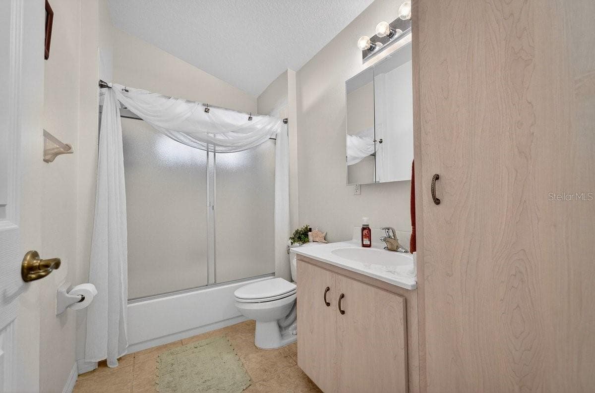 2576 SHILO GLYNN LANE — photo 35 of 60