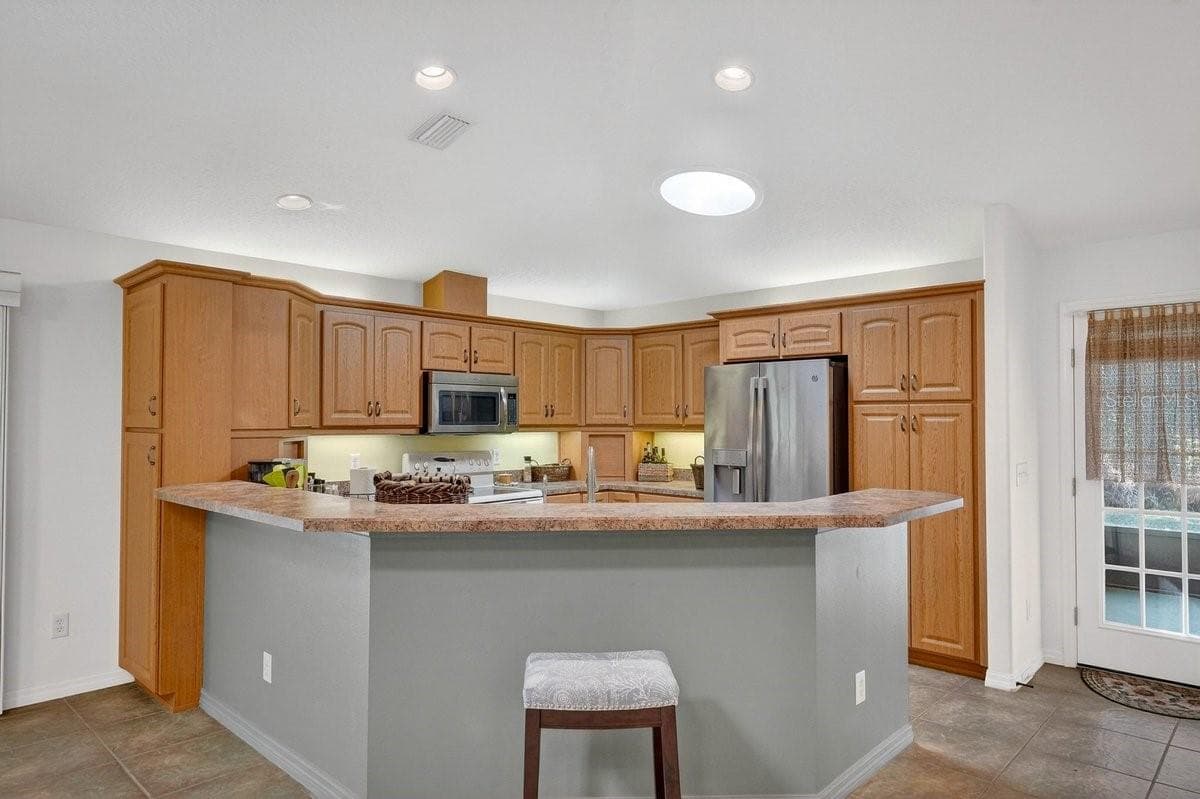 2576 SHILO GLYNN LANE — photo 15 of 60