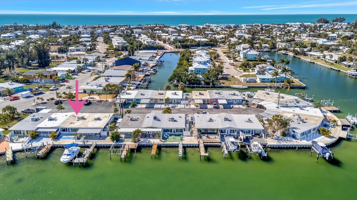 15 SEASIDE COURT — photo 37 of 44