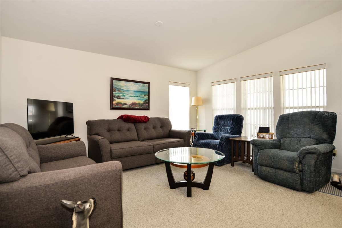 23 QUEEN OF WATERS STREET — photo 8 of 19