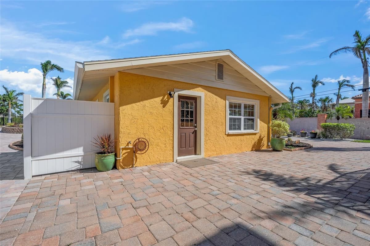 471 BAYSHORE ROAD — photo 41 of 95