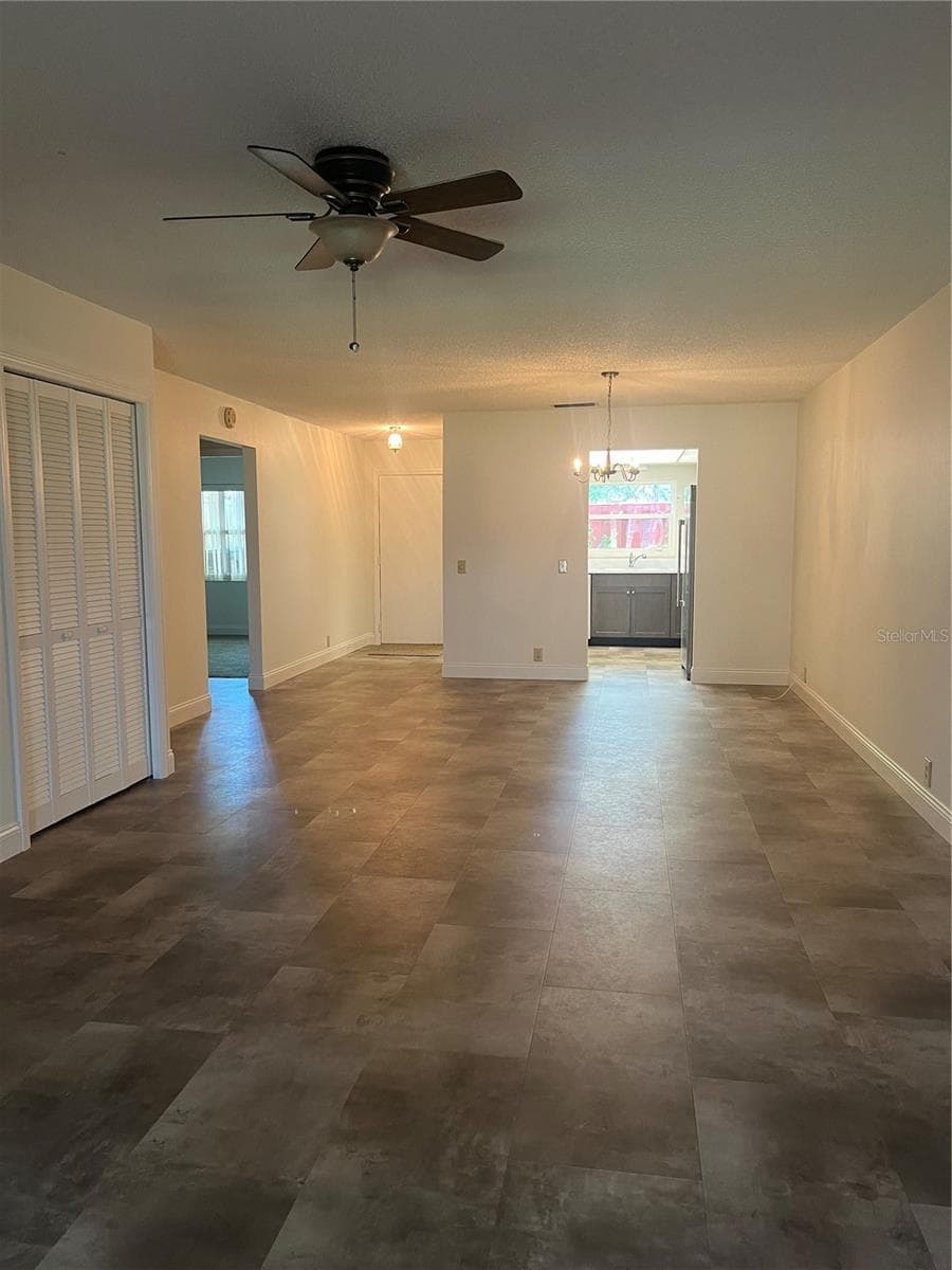683 BROADMOOR CIRCLE — photo 10 of 46