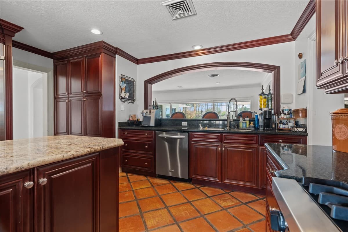 11002 LAKE BUTLER BOULEVARD — photo 32 of 71