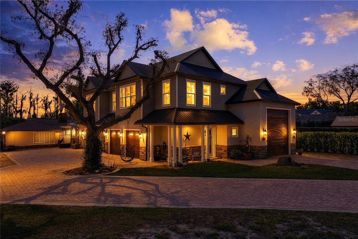 11002 LAKE BUTLER BOULEVARD — photo 1 of 71