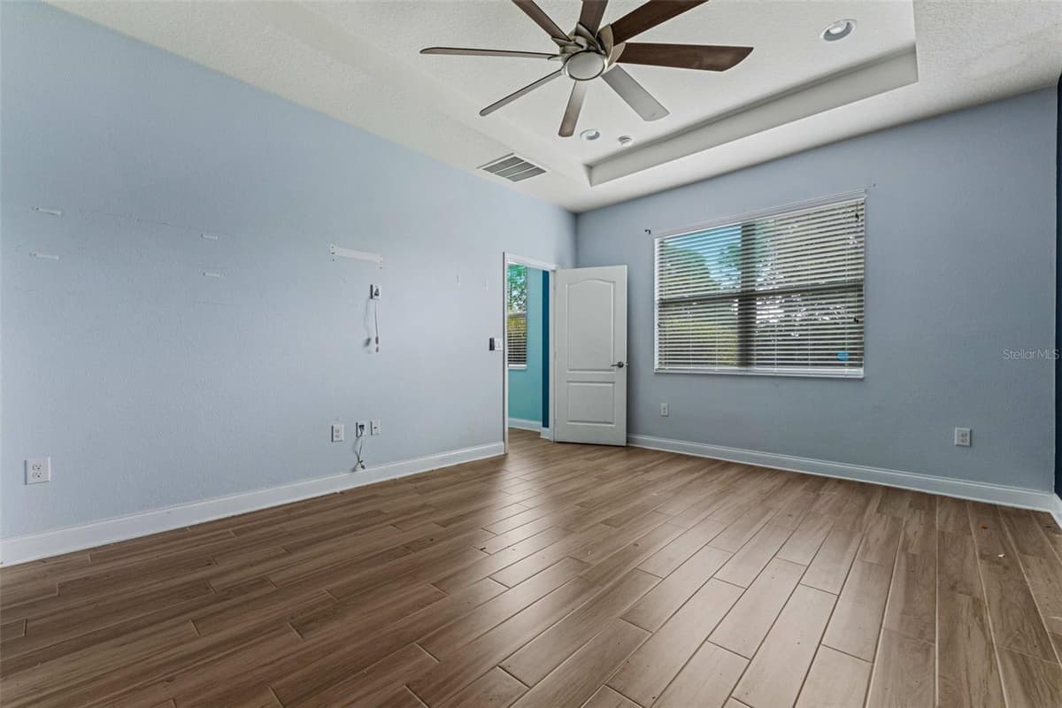 281 ANCONA AVENUE — photo 21 of 65