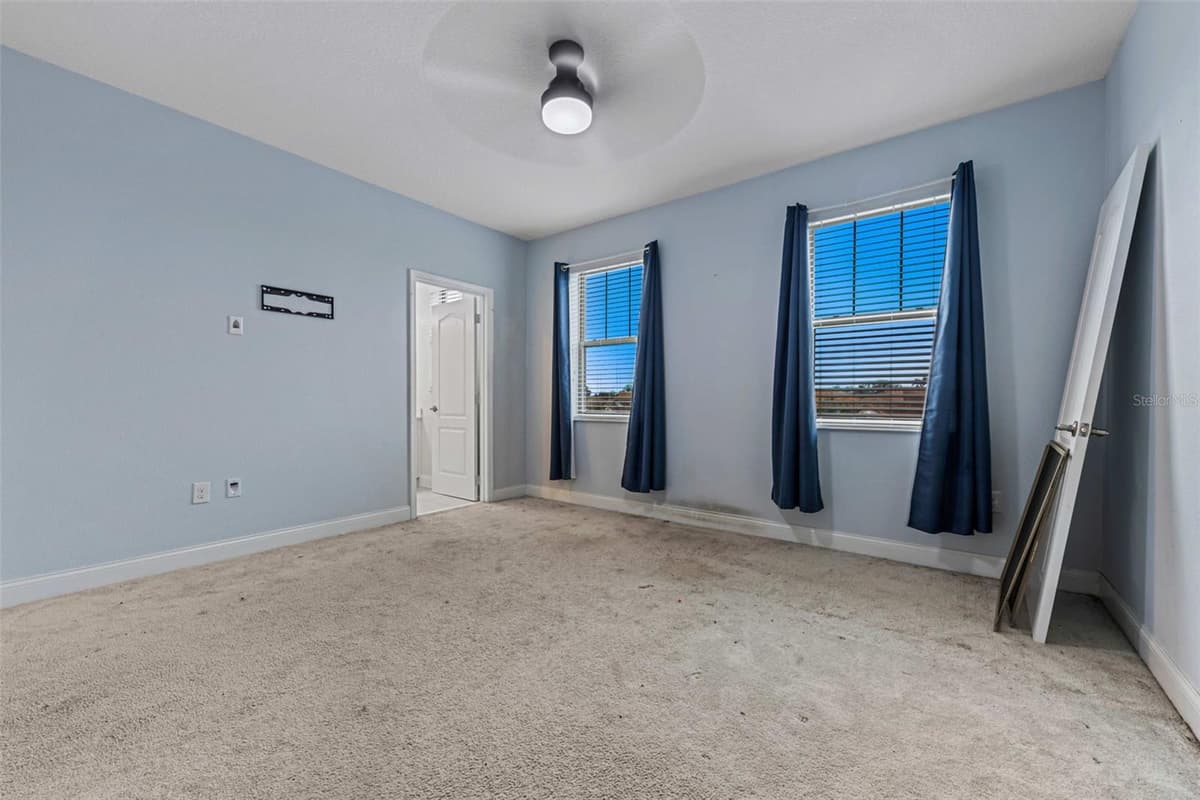 281 ANCONA AVENUE — photo 30 of 65
