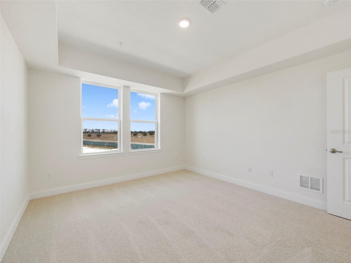 7545 LAUREATE BOULEVARD — photo 20 of 28