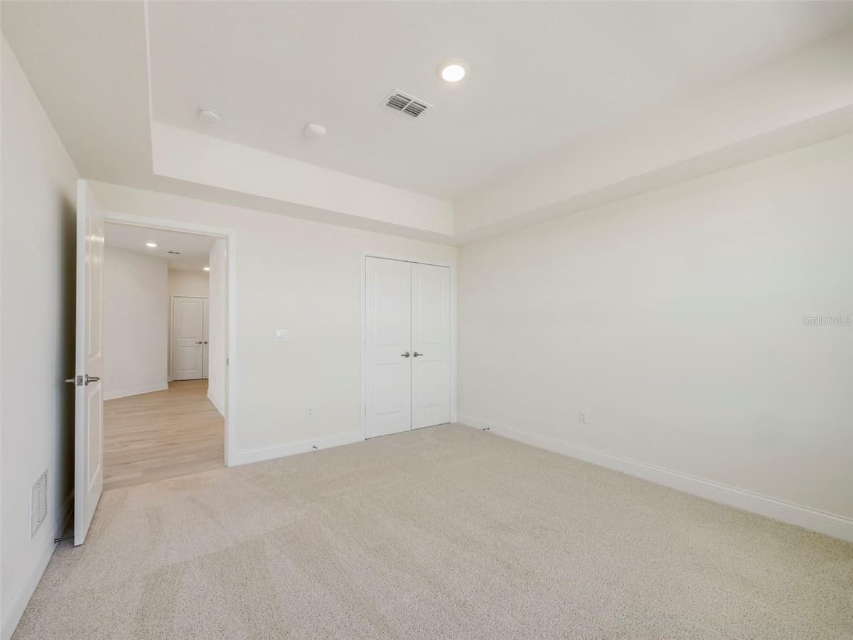 7545 LAUREATE BOULEVARD — photo 21 of 28