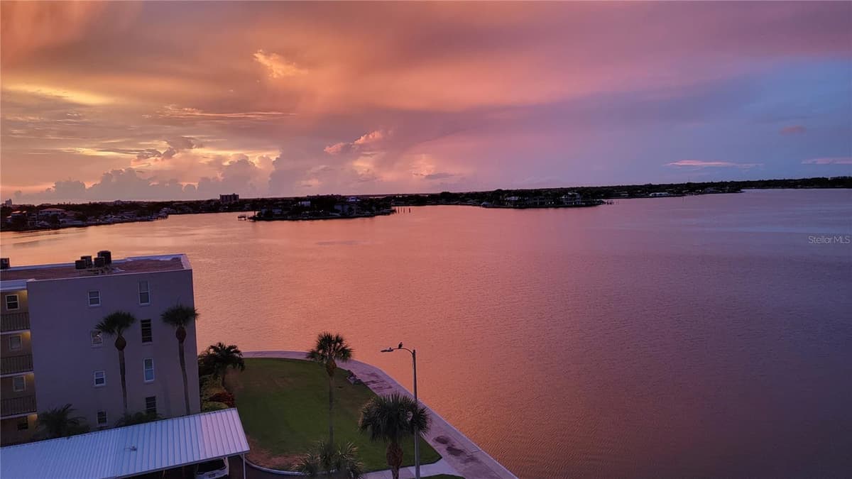 7700 SUN ISLAND DRIVE — photo 97 of 100