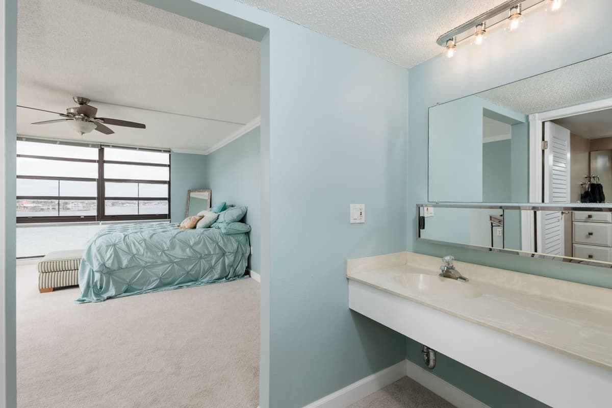 7700 SUN ISLAND DRIVE — photo 53 of 100