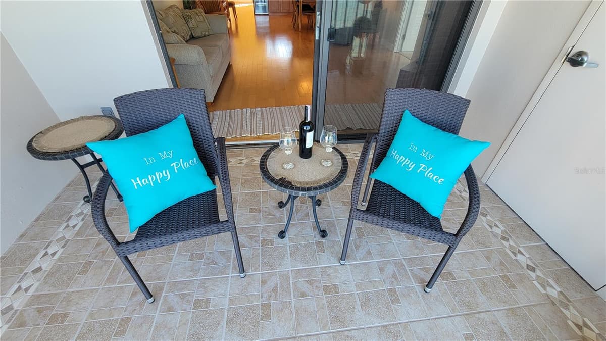 7700 SUN ISLAND DRIVE — photo 11 of 100