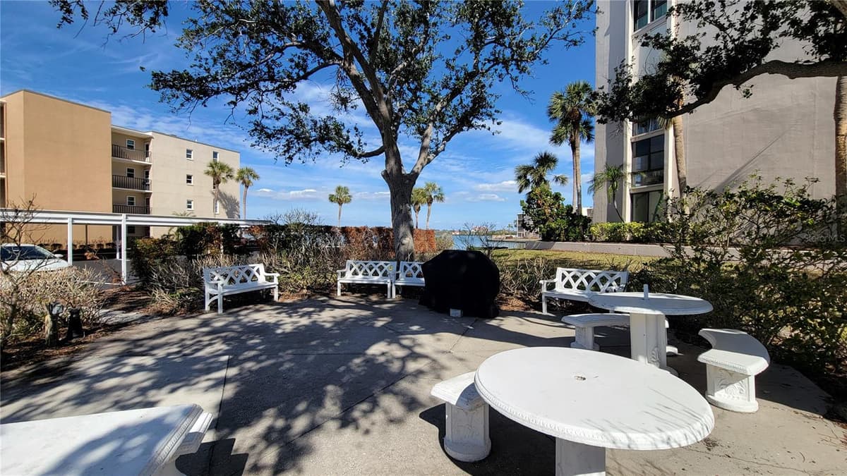 7700 SUN ISLAND DRIVE — photo 72 of 100