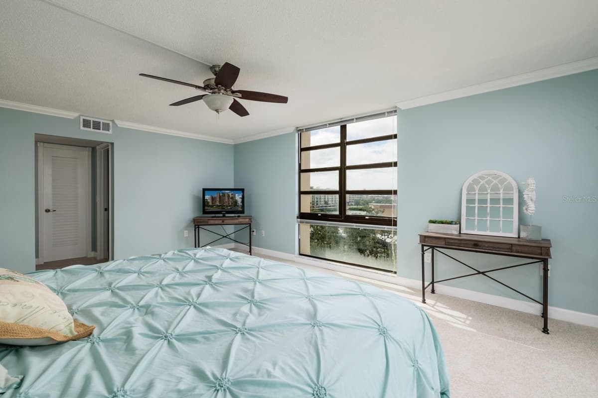 7700 SUN ISLAND DRIVE — photo 46 of 100