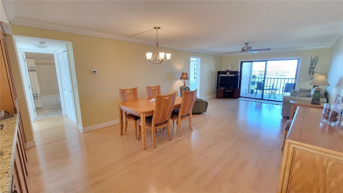 7700 SUN ISLAND DRIVE — photo 36 of 100