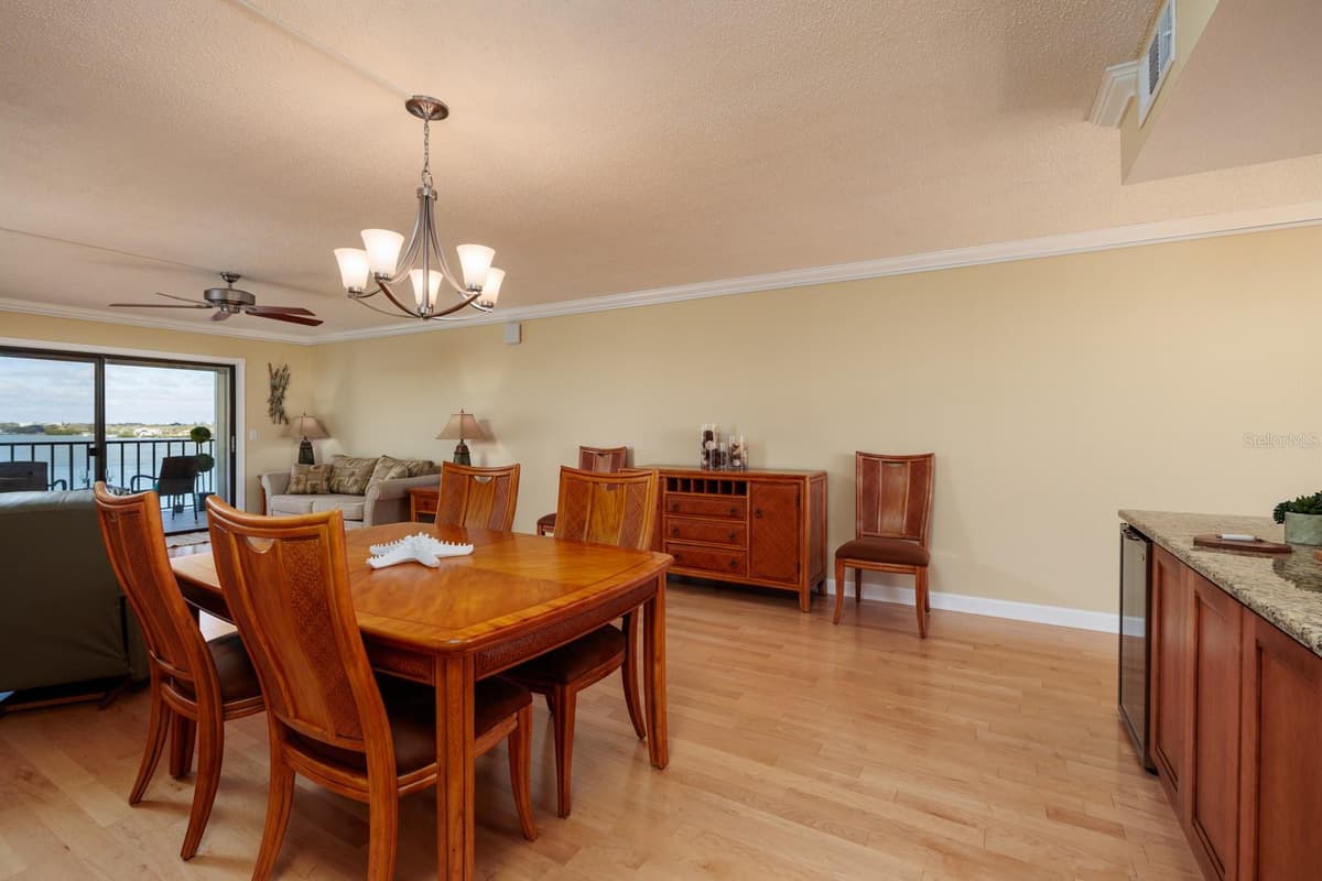 7700 SUN ISLAND DRIVE — photo 37 of 100