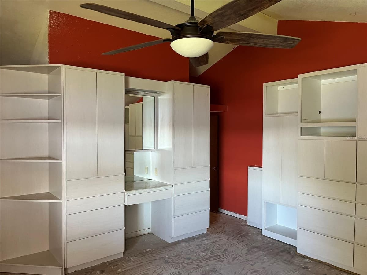 330 CALLITRIS AVENUE — photo 16 of 31