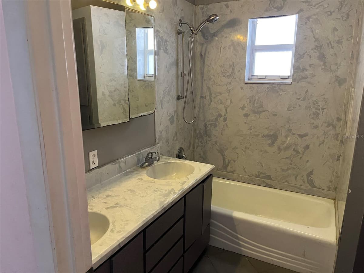 330 CALLITRIS AVENUE — photo 20 of 31