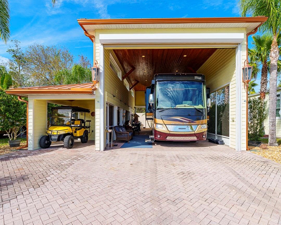 6841 AMANDA VISTA CIRCLE — photo 7 of 50