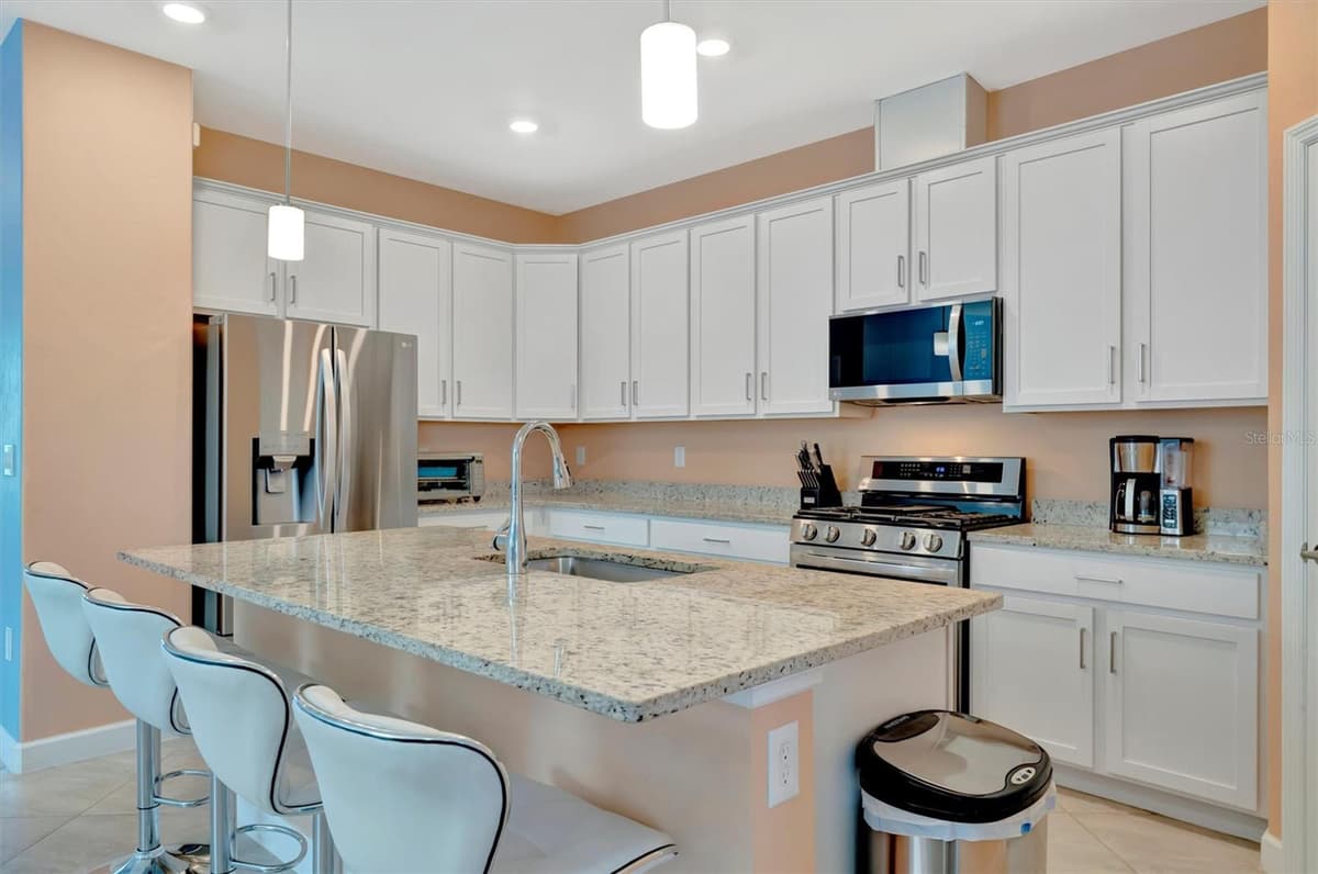 5317 CORAL REEF WAY — photo 10 of 74
