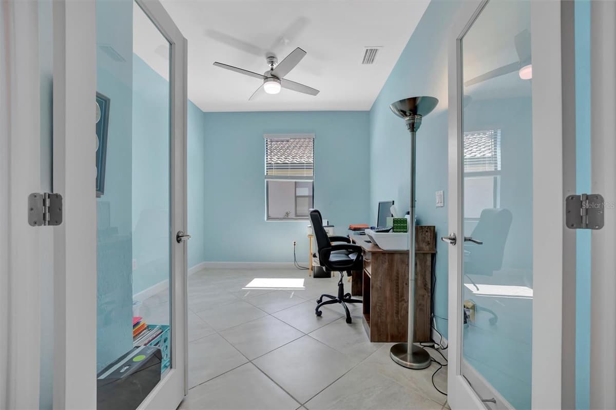 5317 CORAL REEF WAY — photo 26 of 74