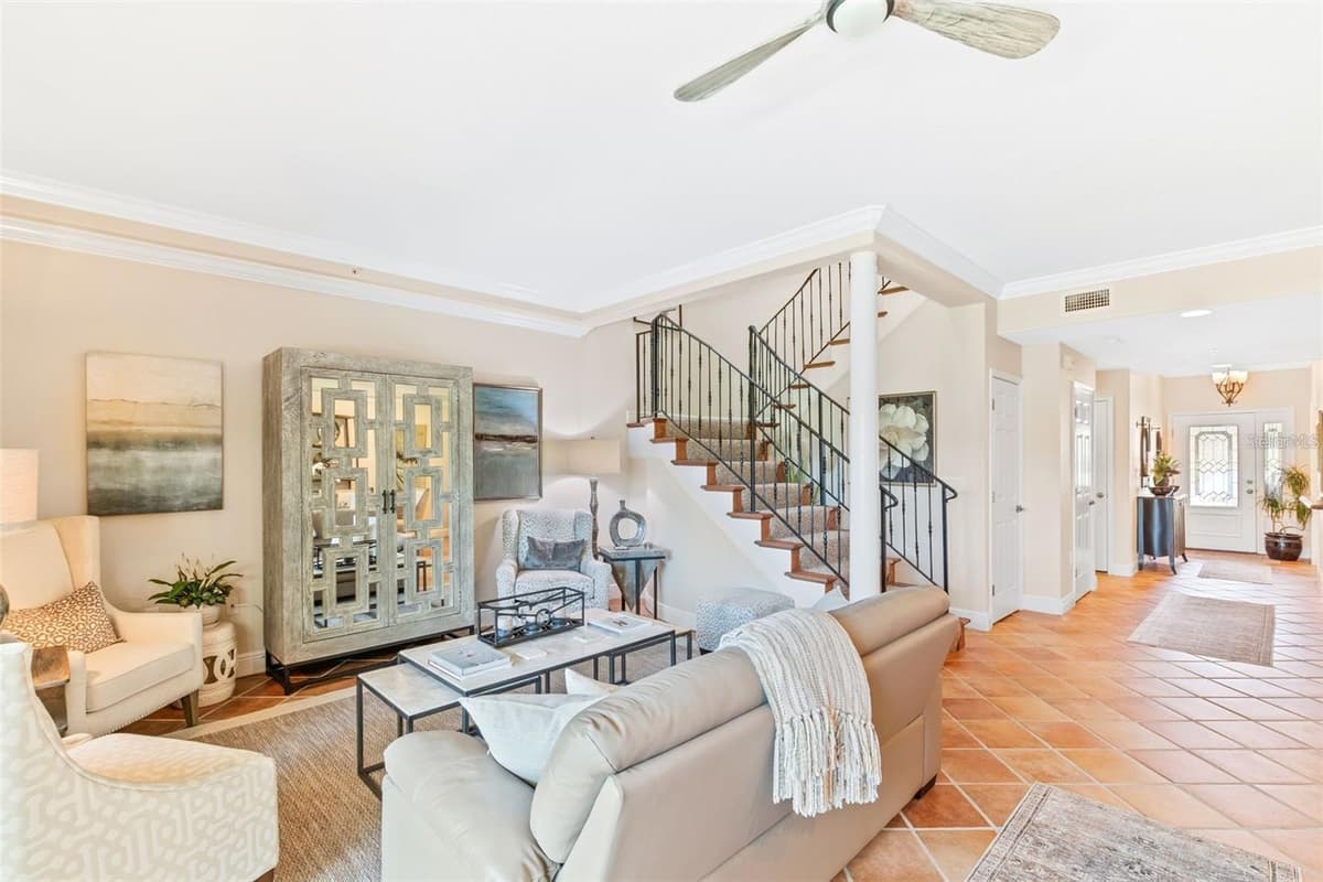 50 PALM HARBOR PARKWAY — photo 13 of 34