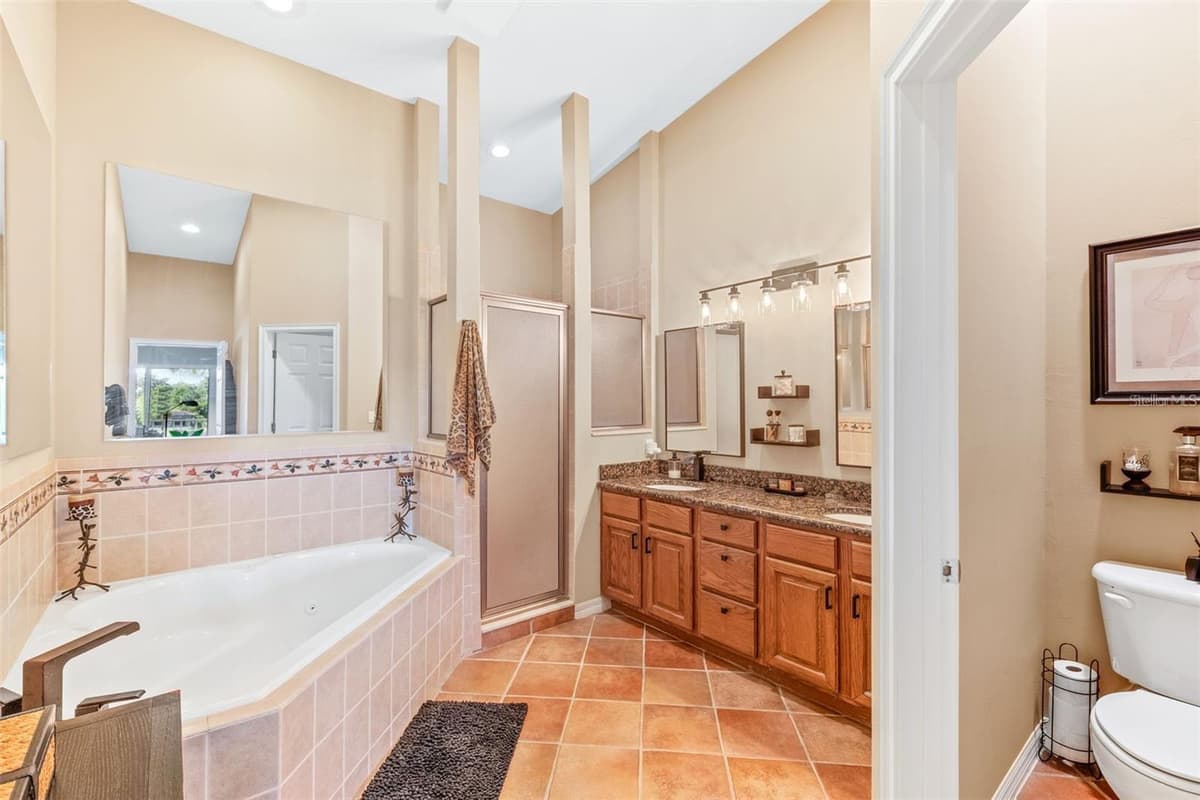 50 PALM HARBOR PARKWAY — photo 22 of 34