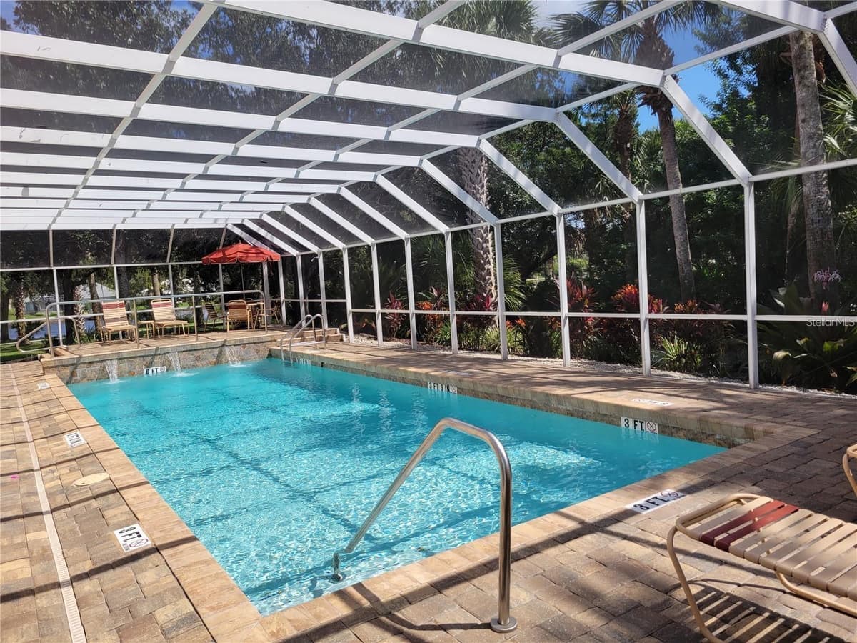 50 PALM HARBOR PARKWAY — photo 30 of 34