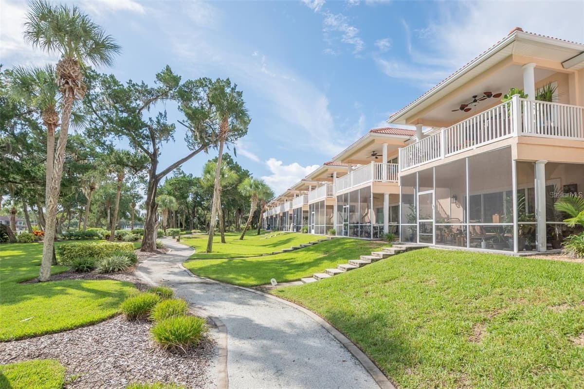 50 PALM HARBOR PARKWAY — photo 28 of 34