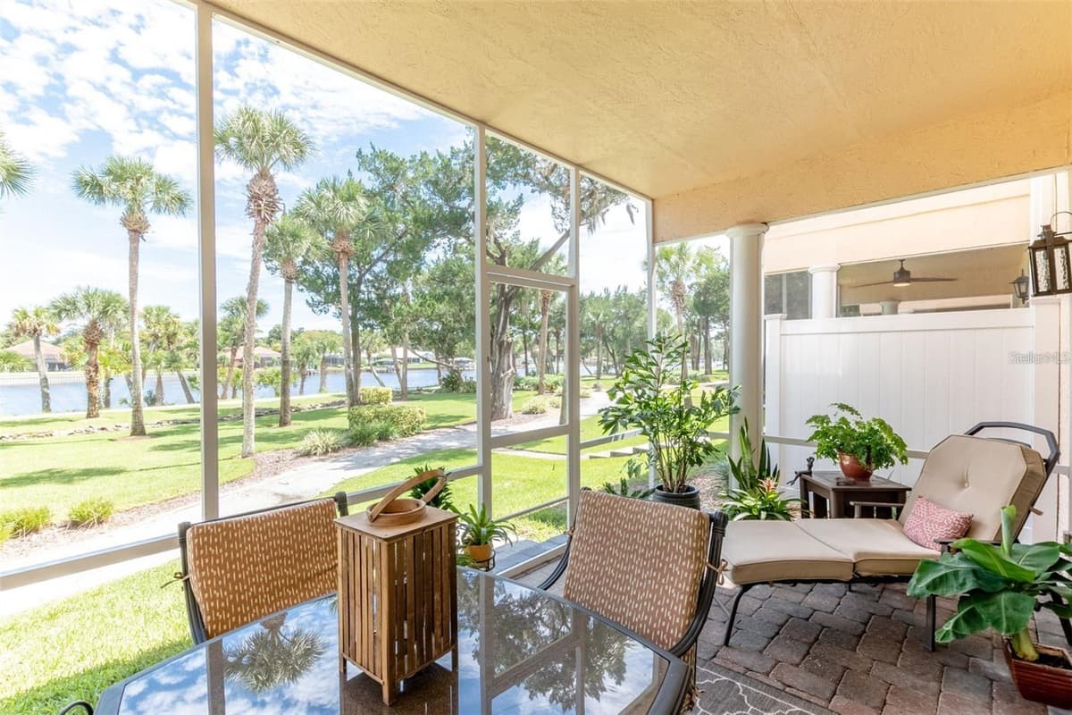50 PALM HARBOR PARKWAY — photo 16 of 34