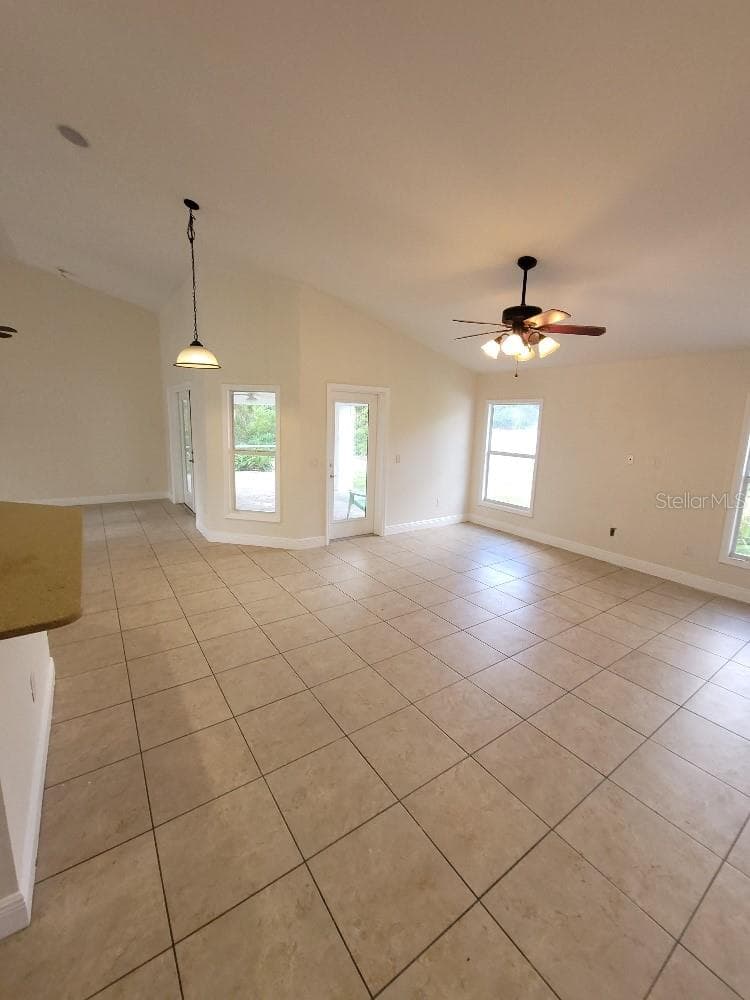 1402 JAKWAY ROAD — photo 6 of 20