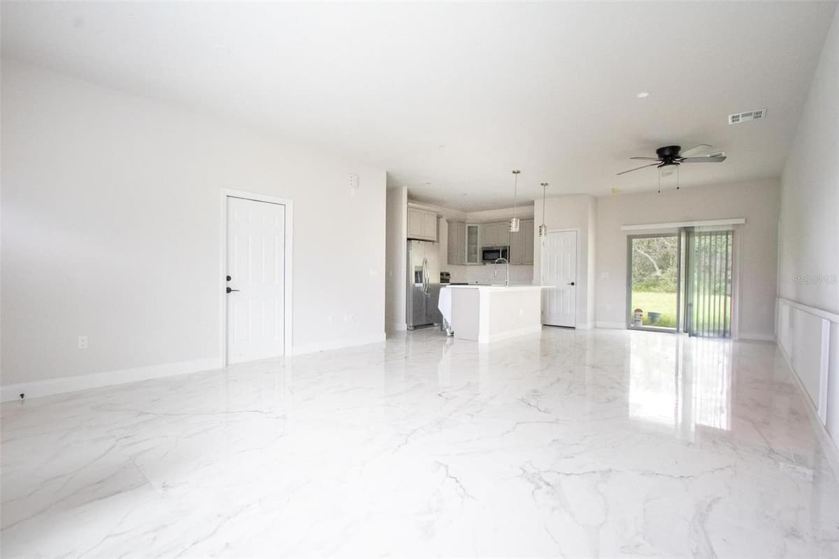 301 BOWFIN DRIVE — photo 3 of 32