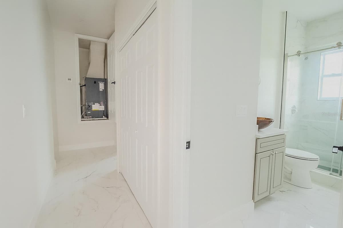 301 BOWFIN DRIVE — photo 10 of 32