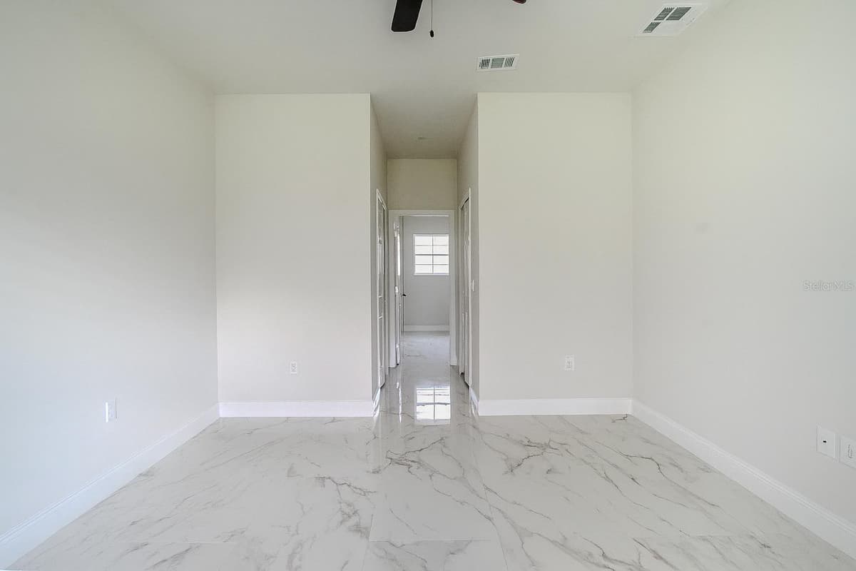 301 BOWFIN DRIVE — photo 11 of 32
