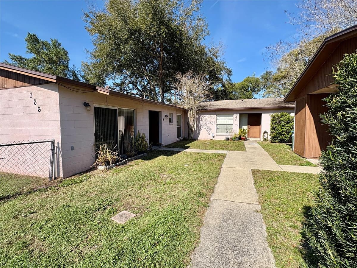 366 DIAMOND STREET — photo 1 of 24