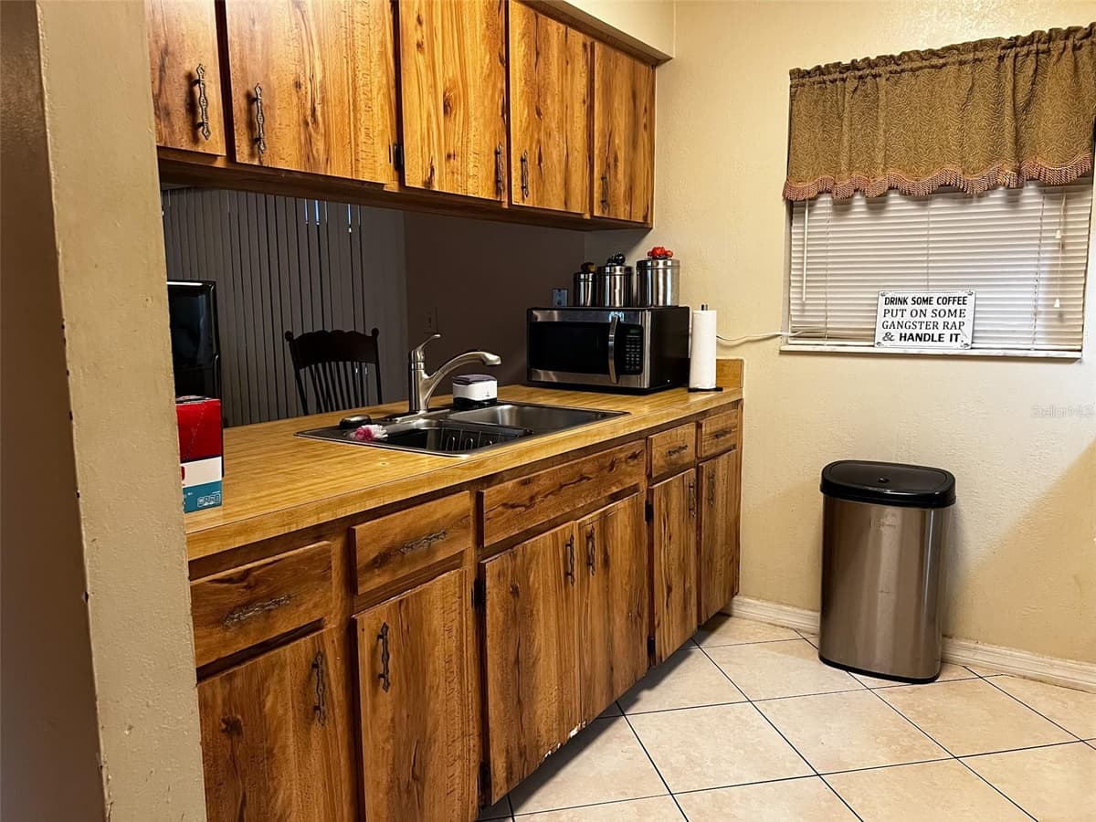 366 DIAMOND STREET — photo 19 of 24