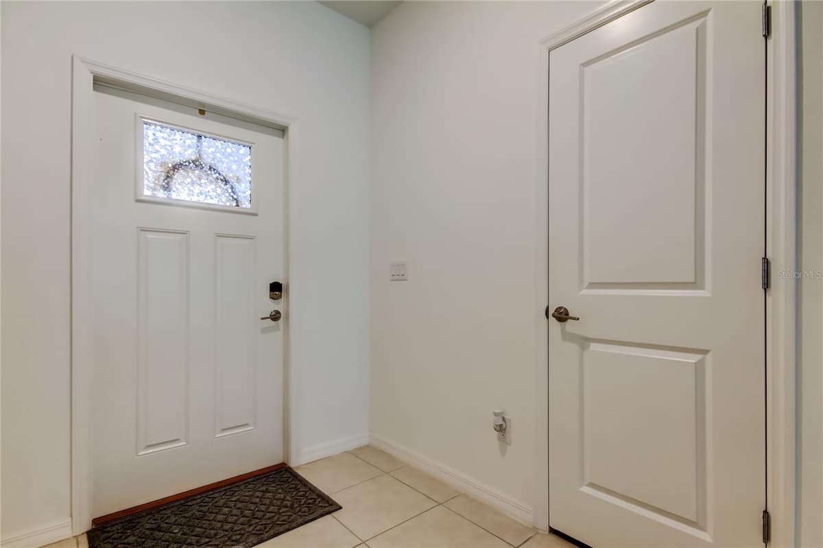 8294 CORNER PINE WAY — photo 4 of 55