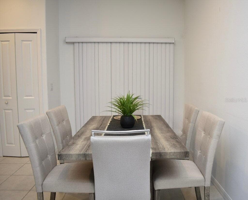 8294 CORNER PINE WAY — photo 10 of 55