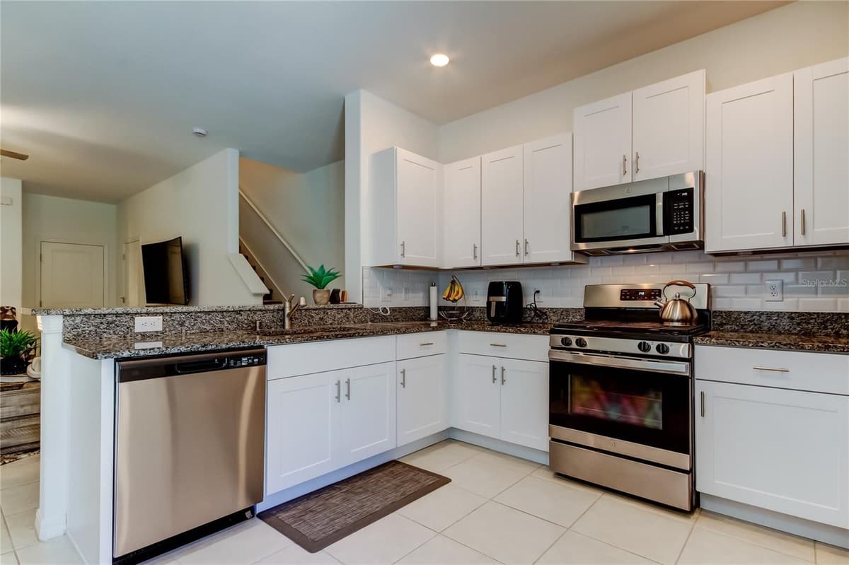 8294 CORNER PINE WAY — photo 15 of 55