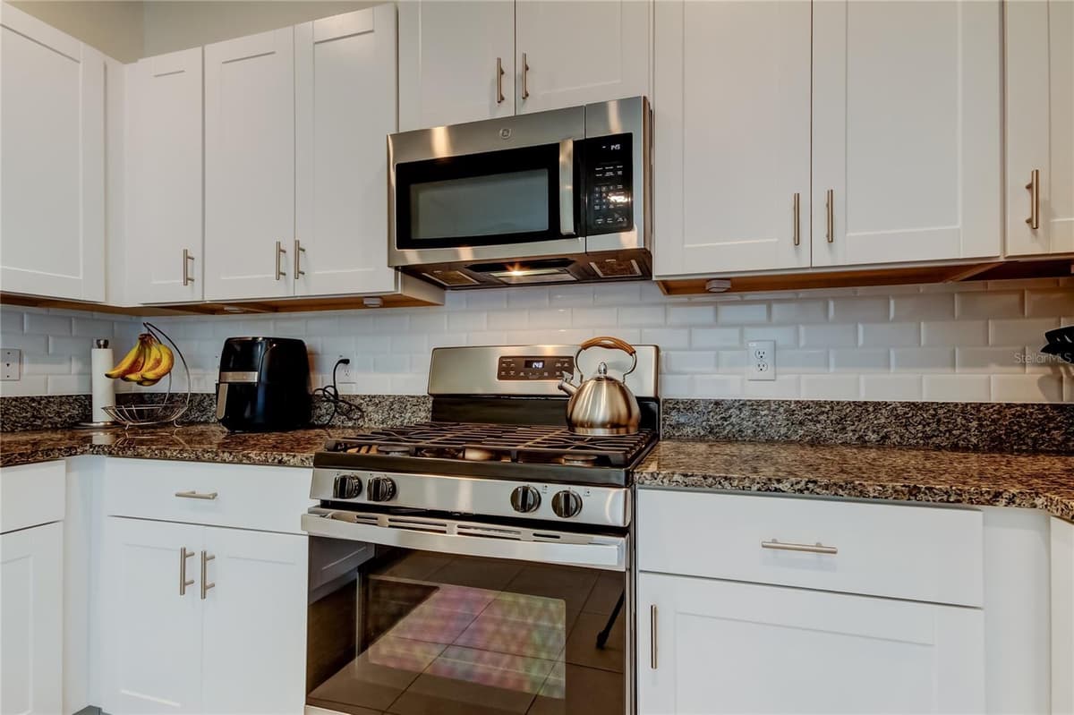 8294 CORNER PINE WAY — photo 17 of 55