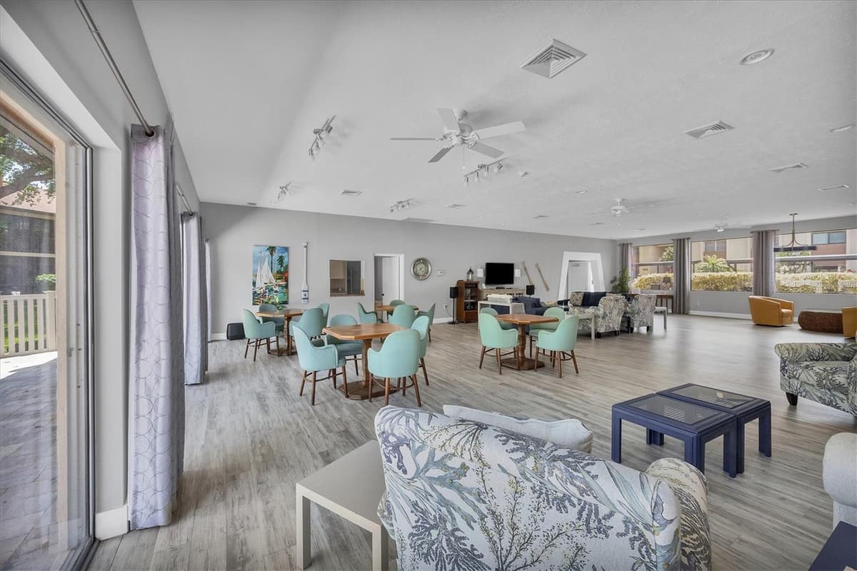 2446 CLUBHOUSE CIRCLE — photo 40 of 64