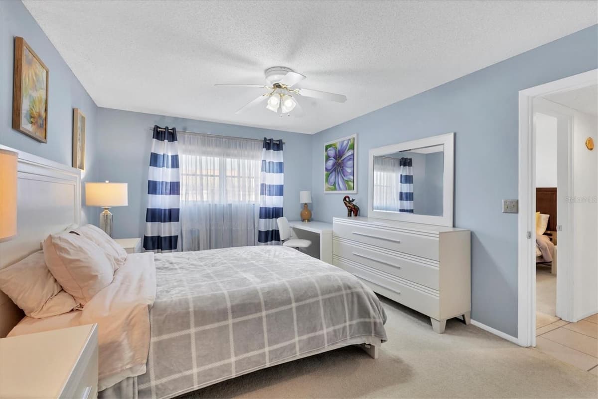 2446 CLUBHOUSE CIRCLE — photo 10 of 64