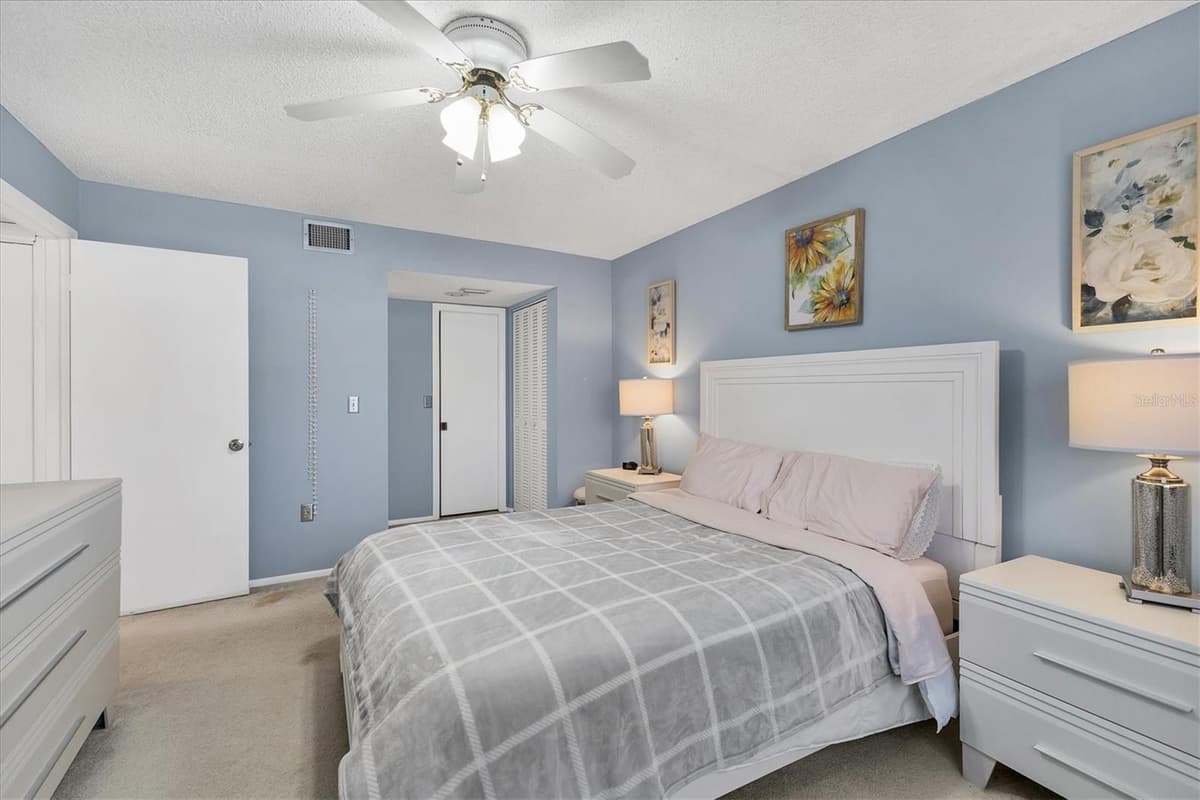 2446 CLUBHOUSE CIRCLE — photo 12 of 64