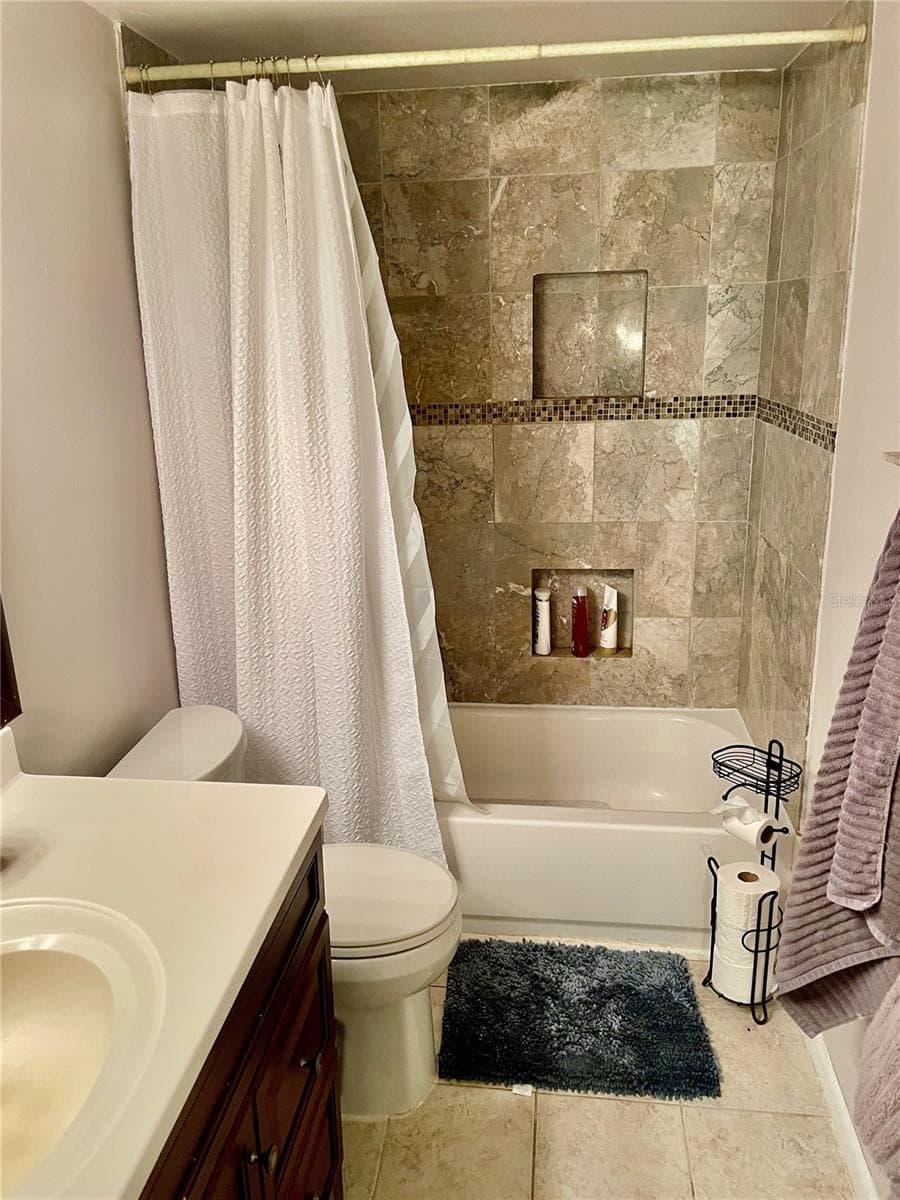 490 MINSTREL AVENUE — photo 13 of 30