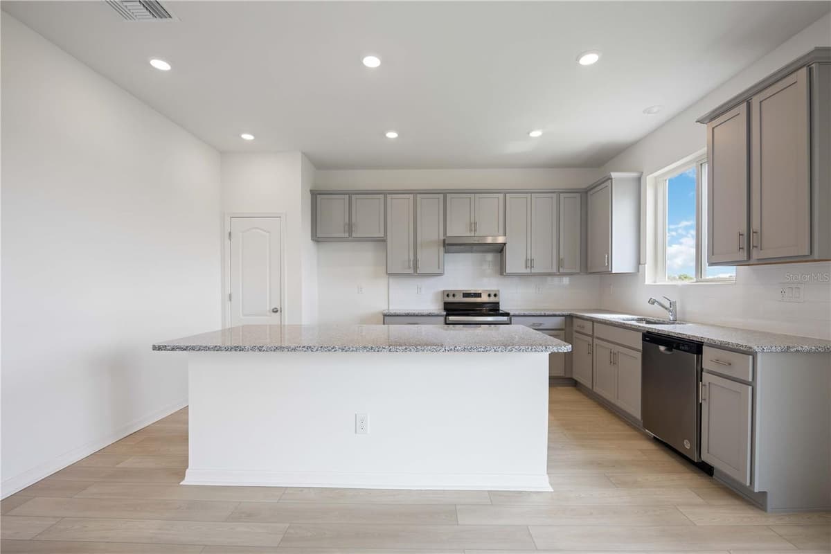 6606 TORTOISE TRAIL — photo 3 of 19