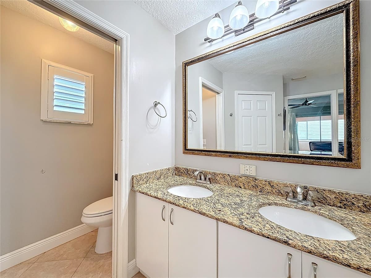2686 FAIRGREEN ROAD — photo 17 of 37