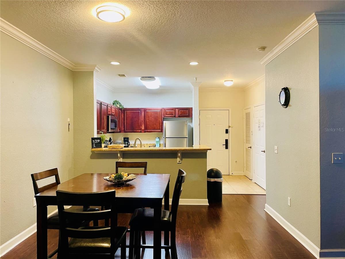 8010 TUSCANY WAY — photo 14 of 40